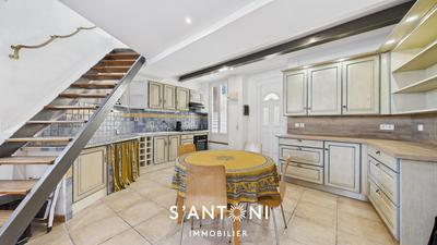 Maison de village - 95 m² - 5 pièces