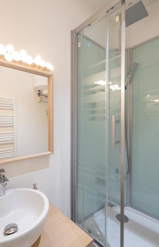 Studio - 25 m² - 1 pièce