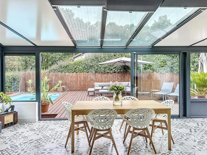 Maison - 190 m² - 5 pièces