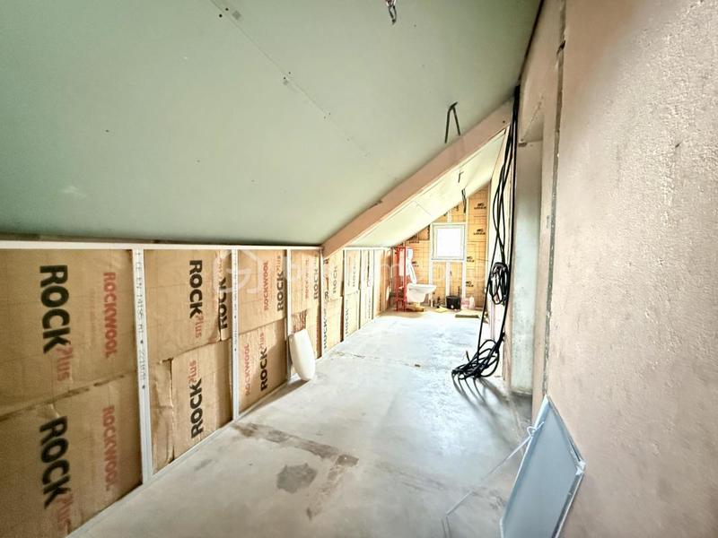 Maison - 300 m² - 9 pièces