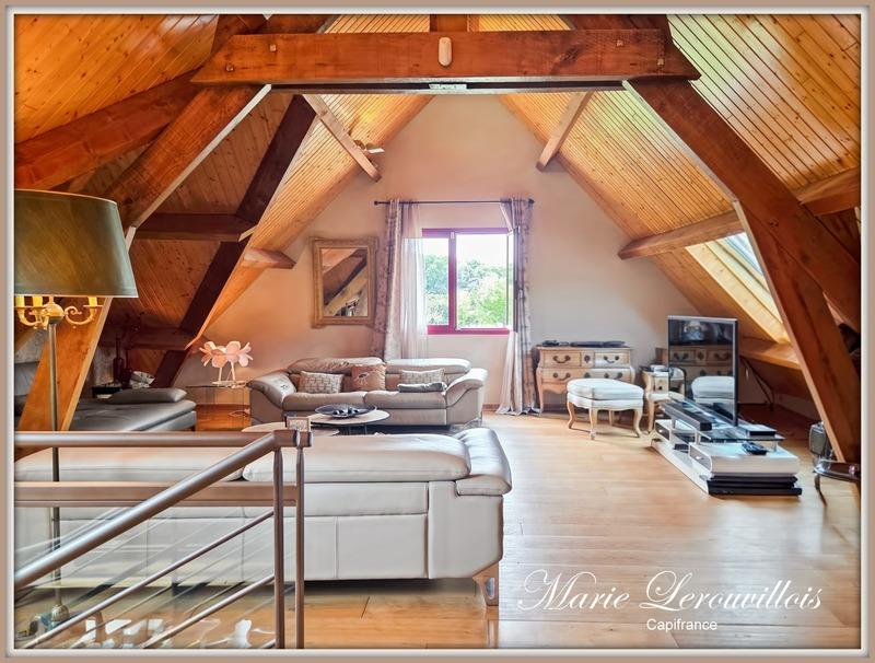 Maison - 440 m² - 12 pièces