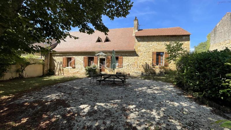 Maison en pierre - 266 m² - 10 pièces