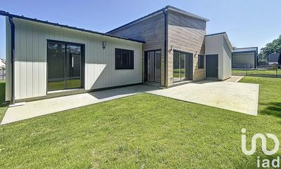 Maison - 105 m² - 4 pièces