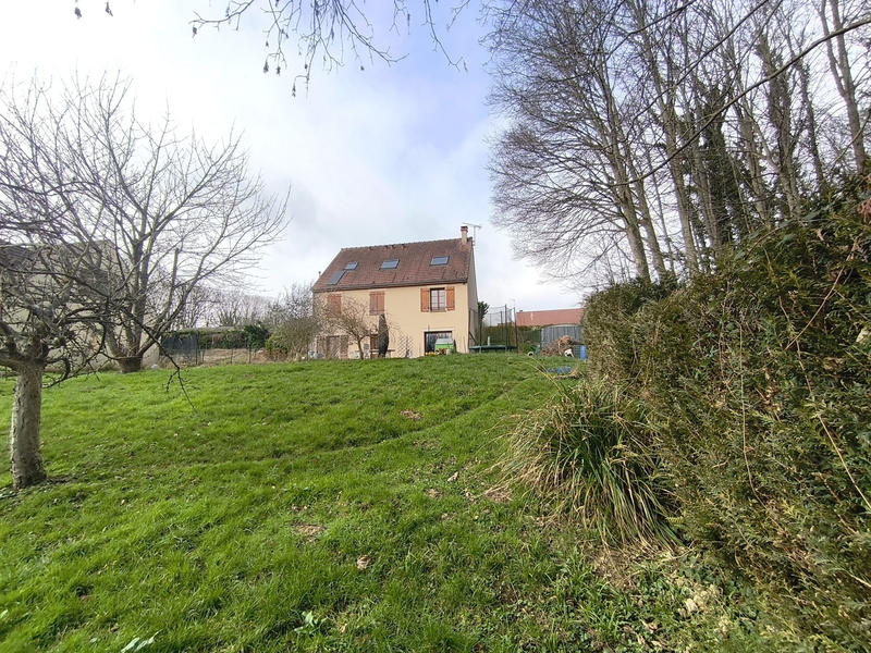 Maison - 154 m² - 8 pièces