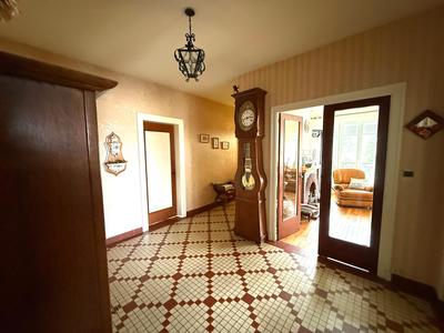 Maison - 171 m² - 7 pièces