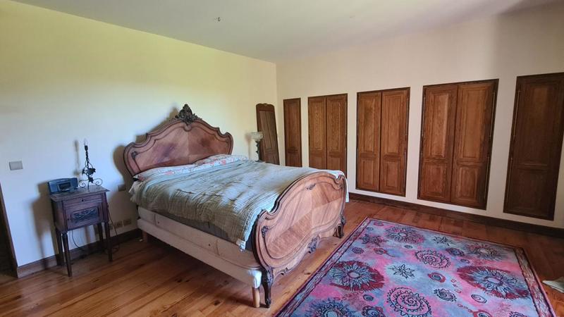 Maison - 200 m² - 5 pièces