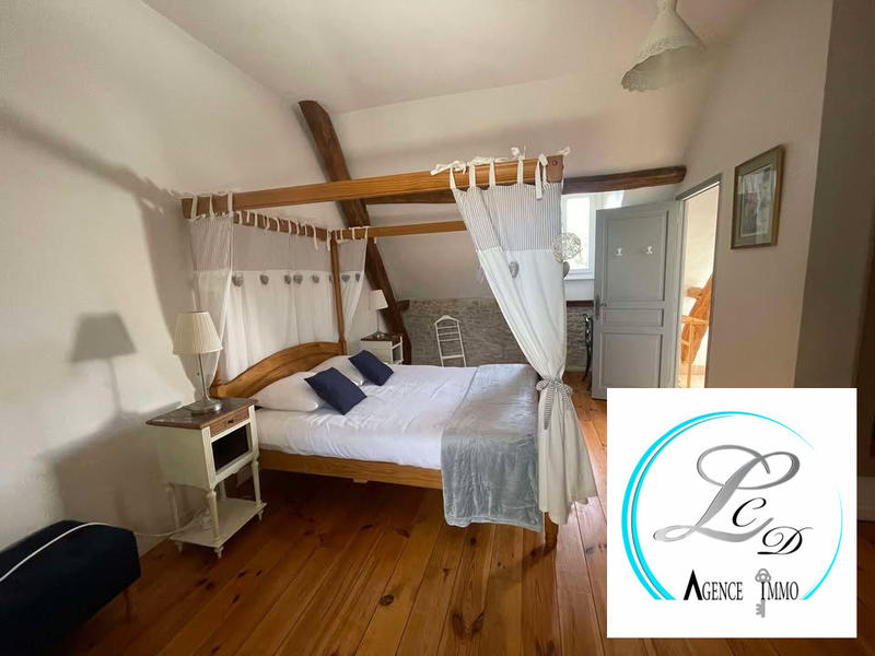 Maison ancienne - 440 m² - 14 pièces