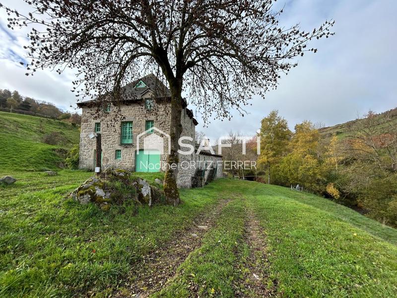 Maison - 700 m² - 25 pièces