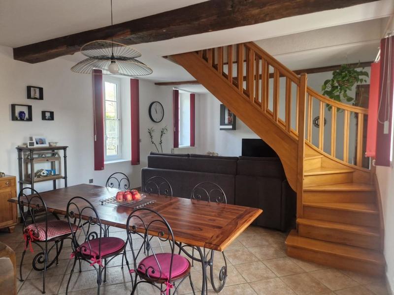 Maison - 145 m² - 6 pièces