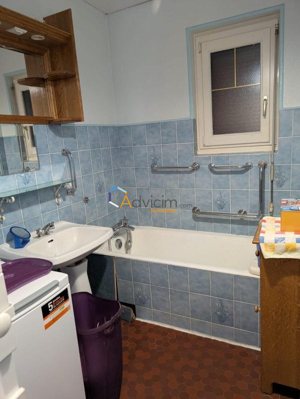 Maison - 88 m² - 6 pièces