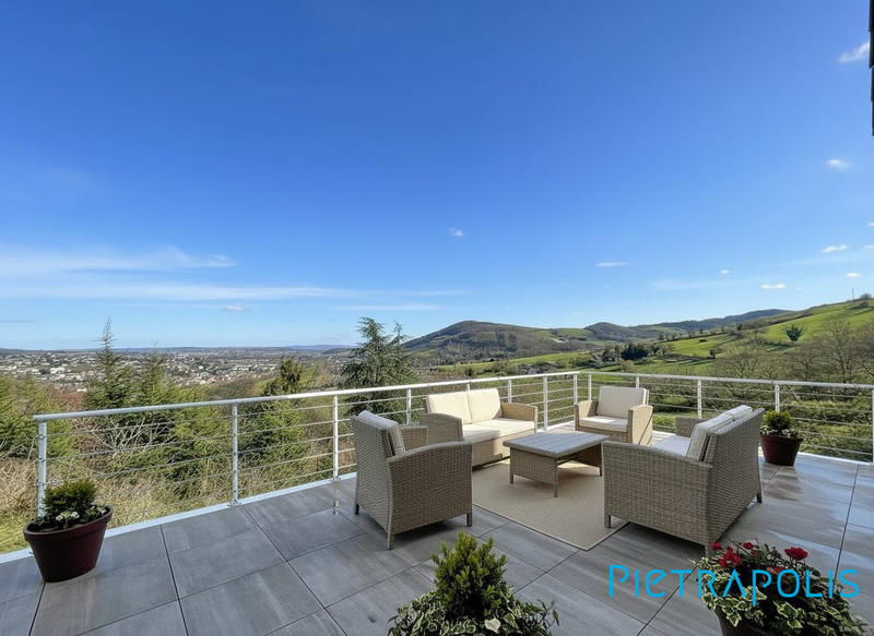 Villa - 150 m² - 6 pièces