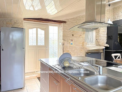 Maison - 110 m² - 4 pièces