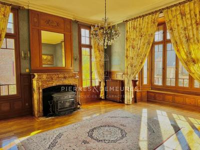 Maison de village - 231 m² - 7 pièces