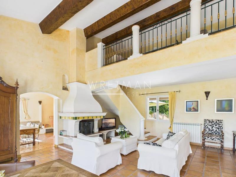 Villa - 176 m² - 6 pièces