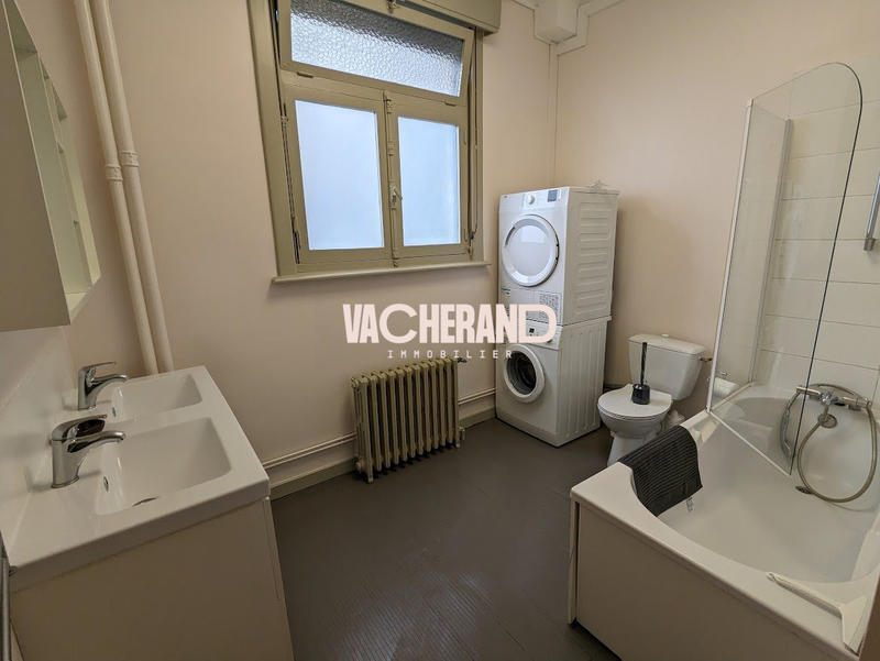 Appartement - 126 m² - 5 pièces