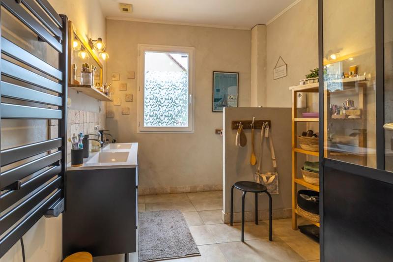 Maison - 151 m² - 6 pièces