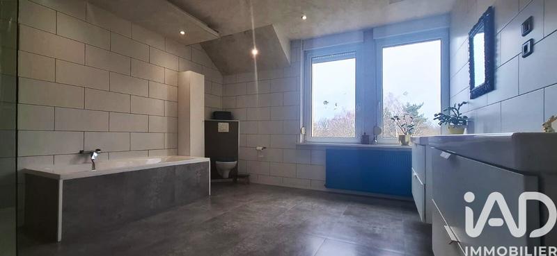 Maison - 151 m² - 6 pièces