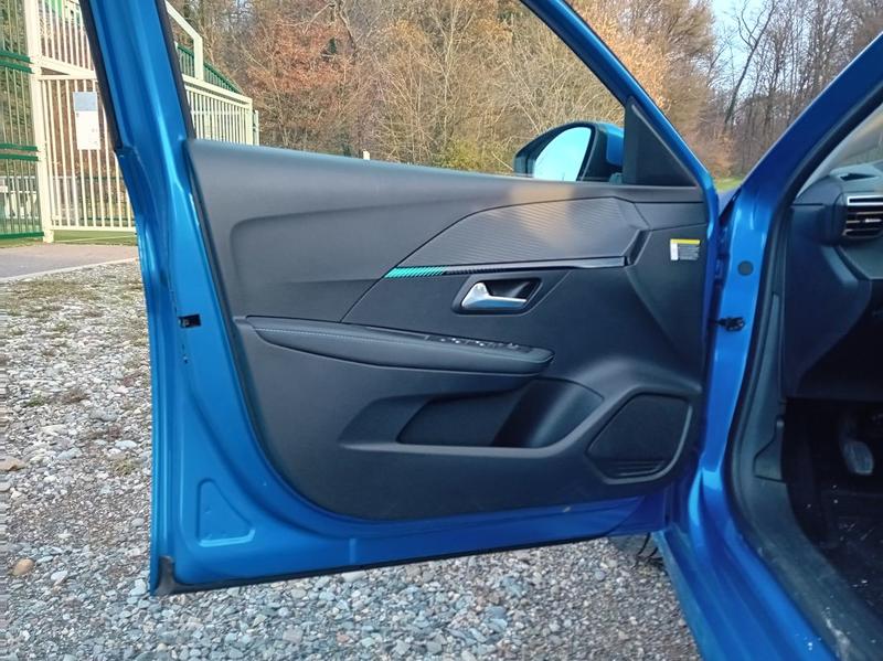 Peugeot 208 1.2 Puretech 100 Allure - Entretien constructeur