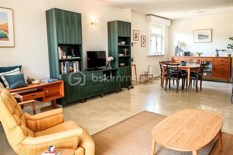 Appartement - 85 m² - 4 pièces