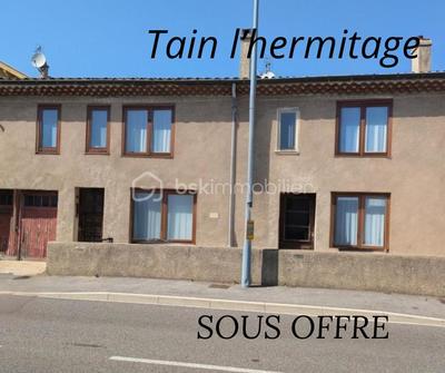 Propriété - 170 m² - 6 pièces