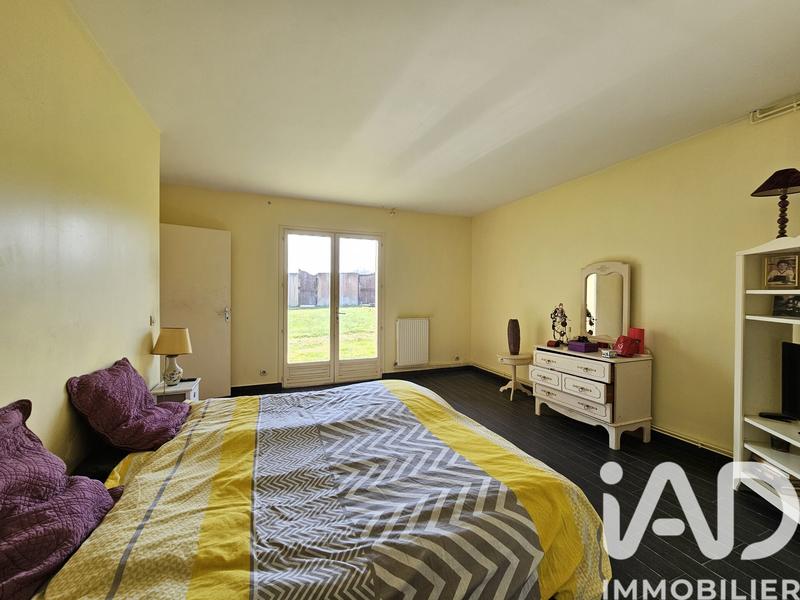 Maison - 260 m² - 7 pièces