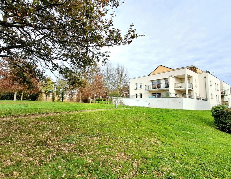 Appartement - 82 m² - 4 pièces