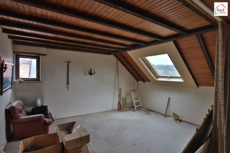 Maison - 250 m² - 9 pièces