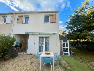 Maison - 95 m² - 5 pièces