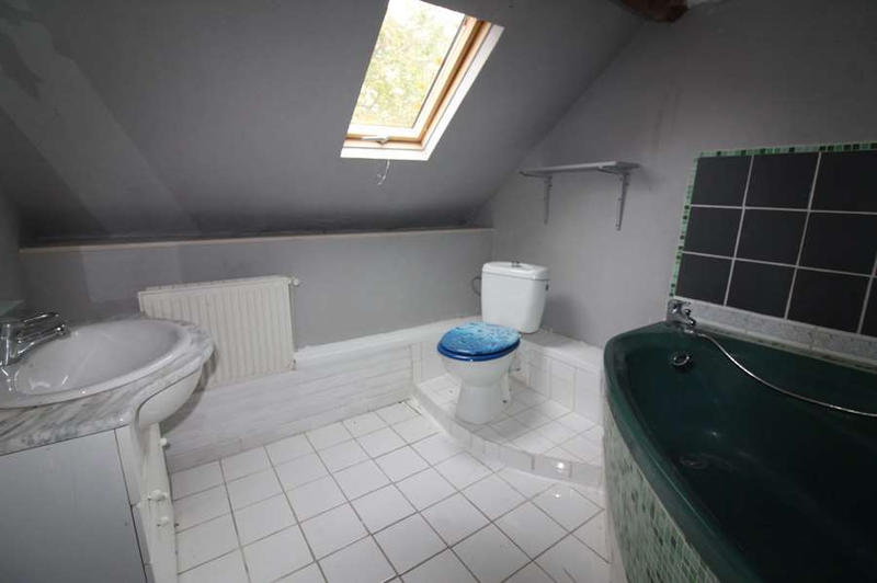 Maison - 160 m² - 8 pièces