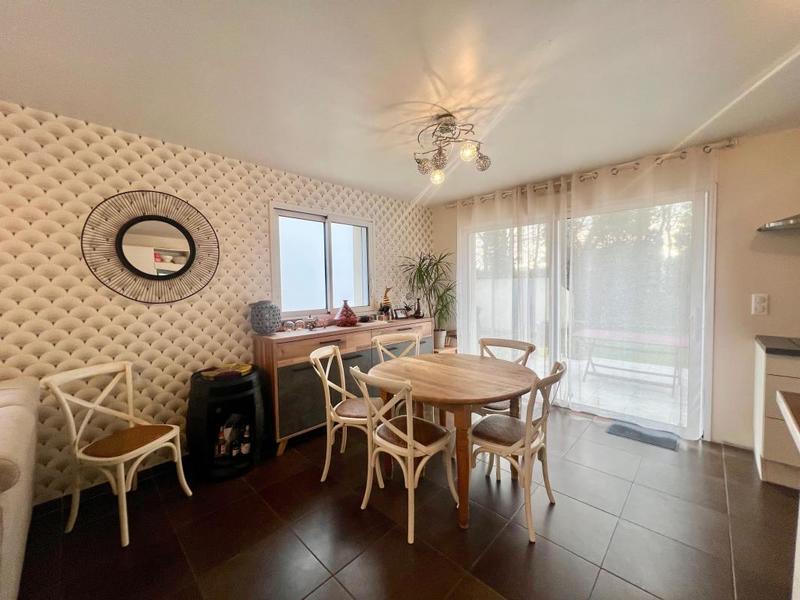 Maison - 85 m² - 5 pièces