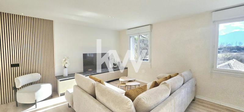 Appartement - 102 m² - 3 pièces