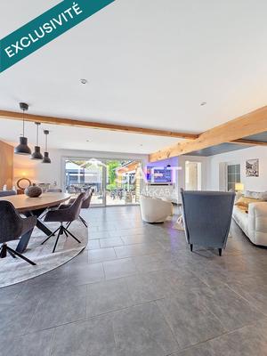 Villa - 315 m² - 12 pièces