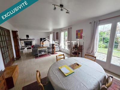 Maison - 127 m² - 5 pièces