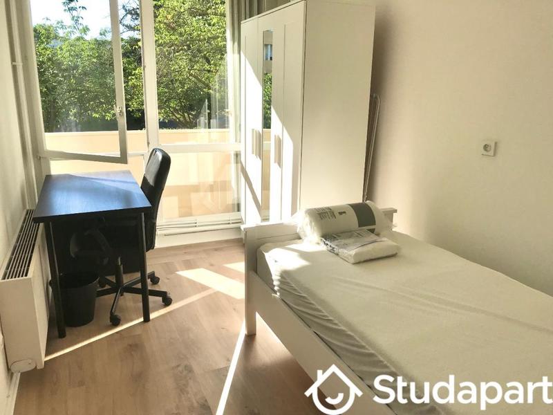 Chambre - 10 m² - 1 pièce