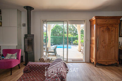 Maison - 147 m² - 6 pièces