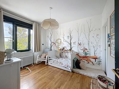 Maison - 160 m² - 5 pièces