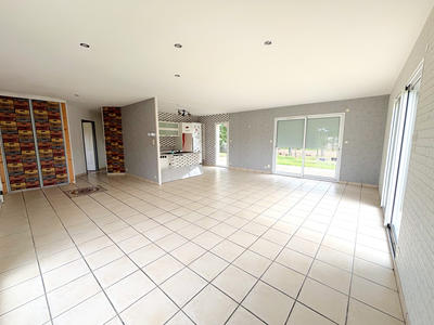 Maison - 110 m² - 4 pièces