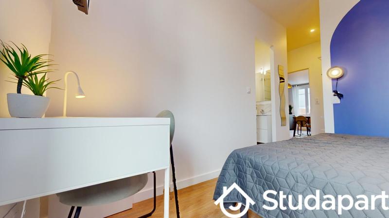 Chambre - 11 m² - 1 pièce