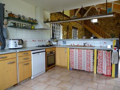 Maison - 251 m² - 8 pièces