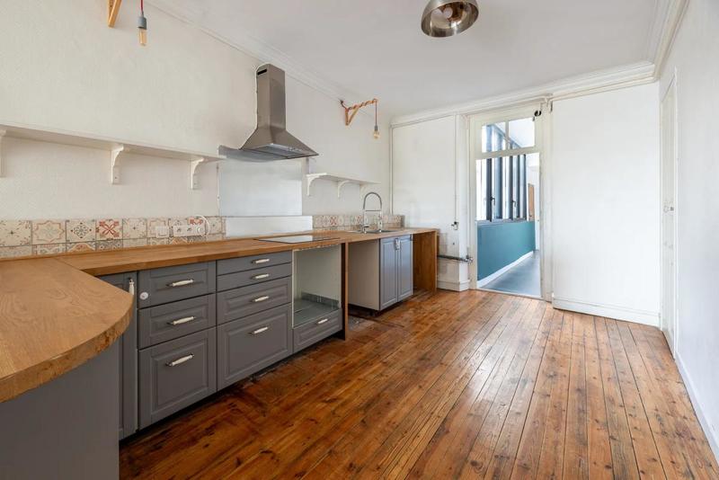 Appartement - 81 m² - 3 pièces