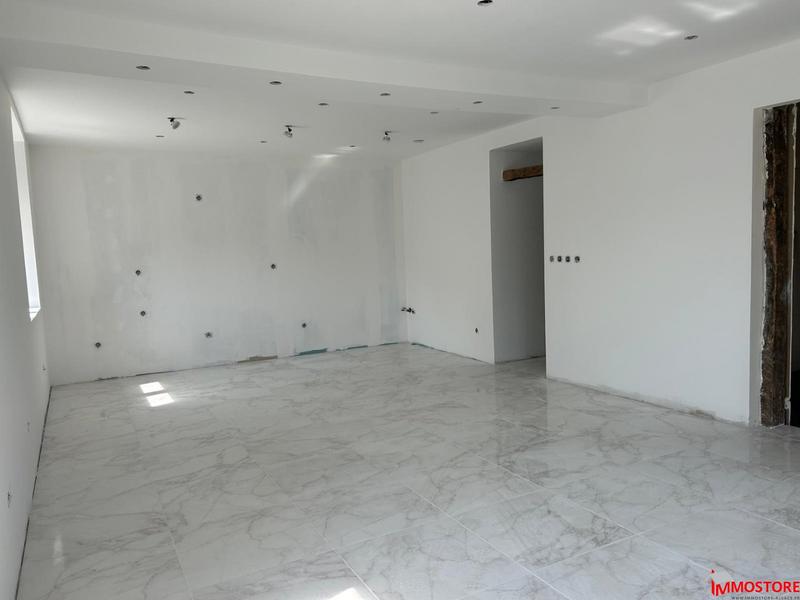 Appartement - 80 m² - 3 pièces