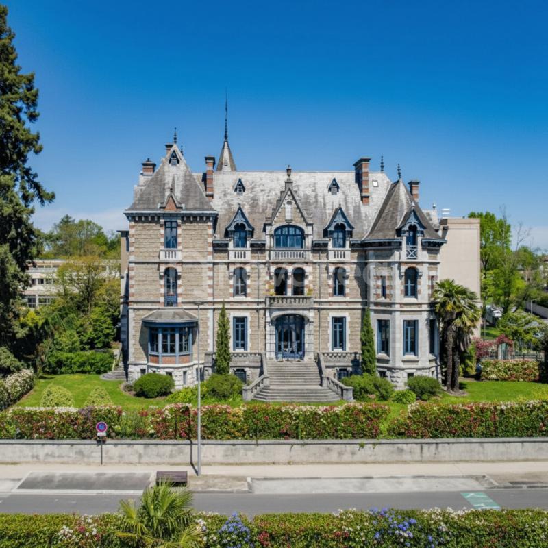 Appartement - 112 m² - 4 pièces