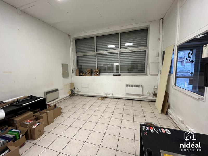 Local d'activités - 1 300 m²