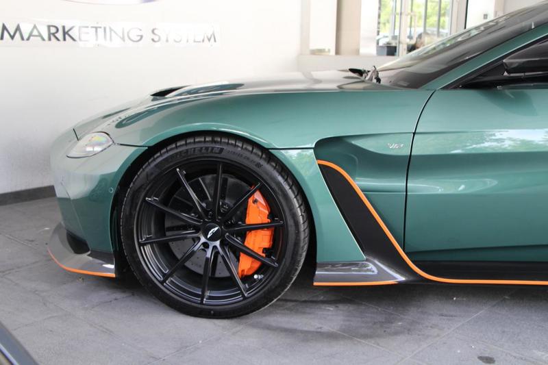 Aston Martin V12 Vantage Roadster 5.2 Bi-Turbo 700