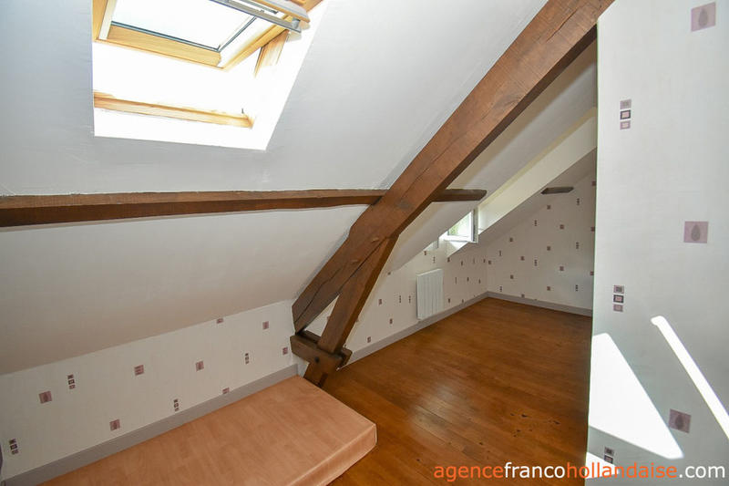 Maison - 136 m² - 6 pièces