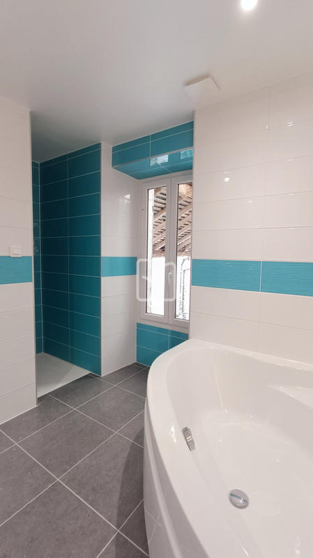 Maison - 169 m² - 5 pièces