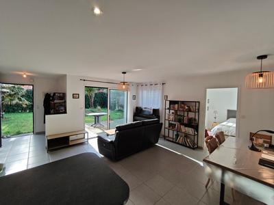 Maison - 97 m² - 4 pièces