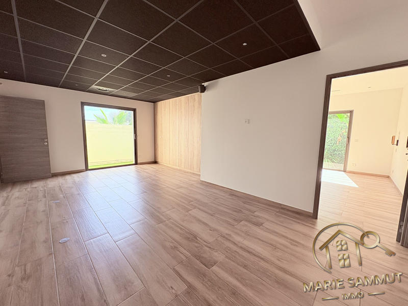 Maison - 229 m² - 7 pièces