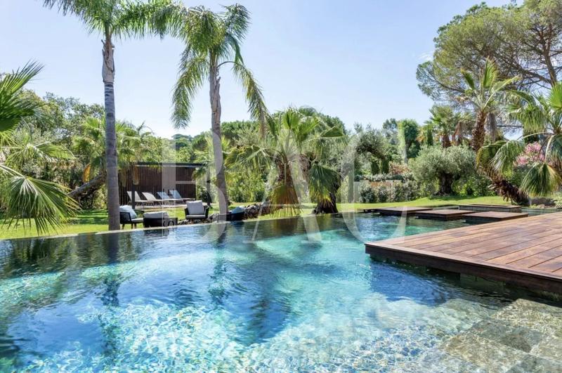 Villa - 350 m² - 7 pièces