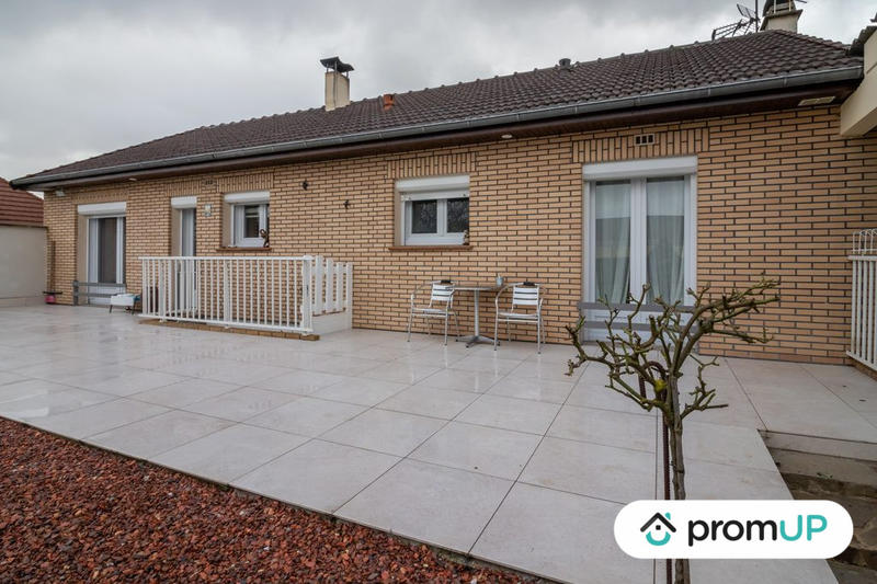 Maison - 200 m² - 6 pièces